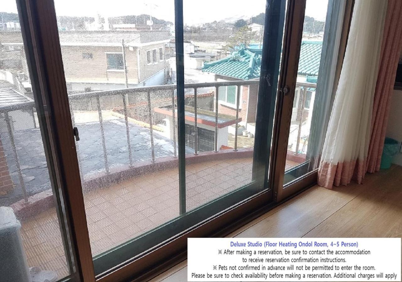 Seaside Minbak Villa Goseong  Exterior photo